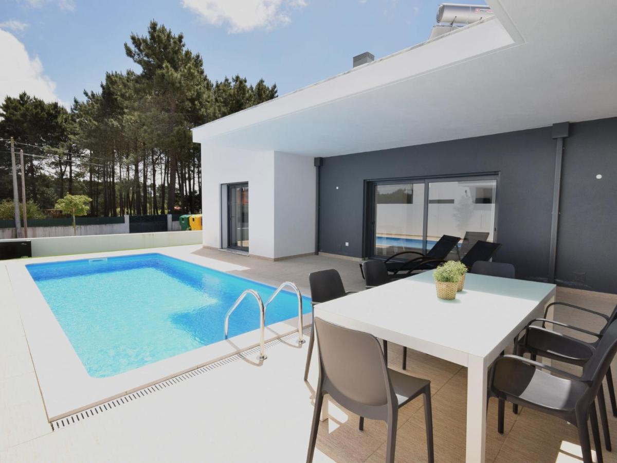 Nadadouro Modern Villa With Private Pool Near The Beautiful Beach Of Foz De Arelho מראה חיצוני תמונה