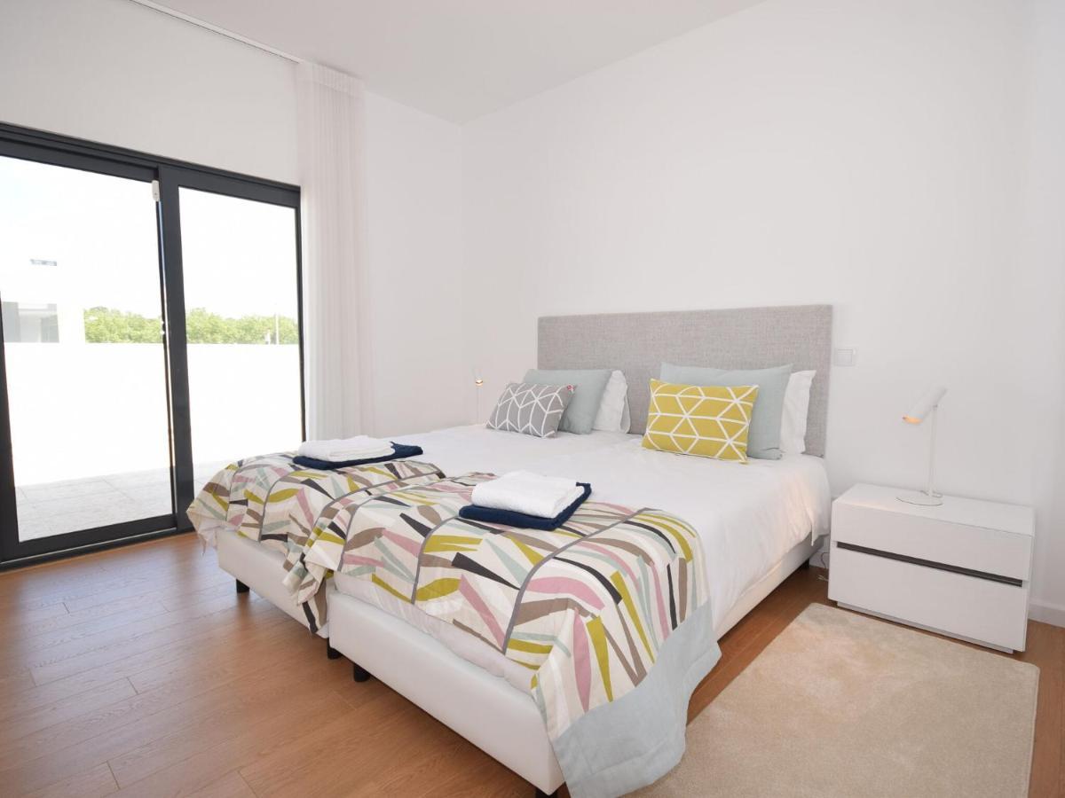 Nadadouro Modern Villa With Private Pool Near The Beautiful Beach Of Foz De Arelho מראה חיצוני תמונה
