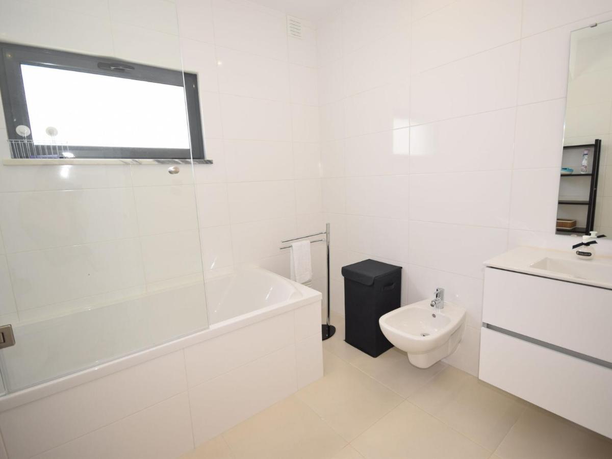 Nadadouro Modern Villa With Private Pool Near The Beautiful Beach Of Foz De Arelho מראה חיצוני תמונה